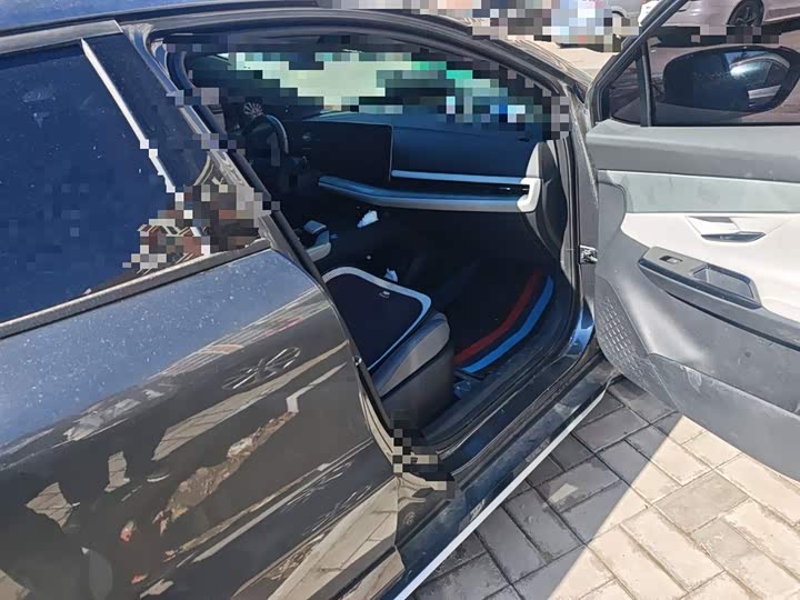 Фото 20 - Changan UNI-T