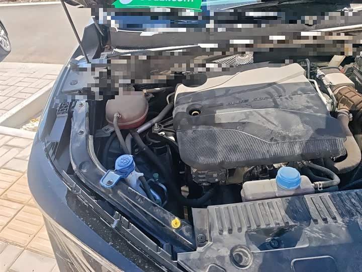 Фото 21 - Changan UNI-T