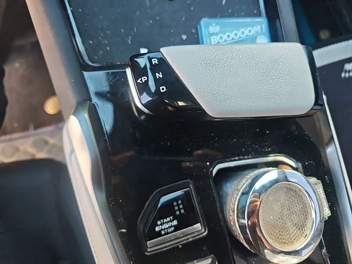 Фото 7 - Changan UNI-T