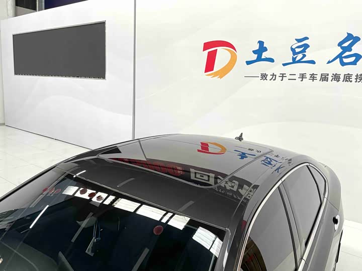 Фото 12 - Volkswagen Sagitar L