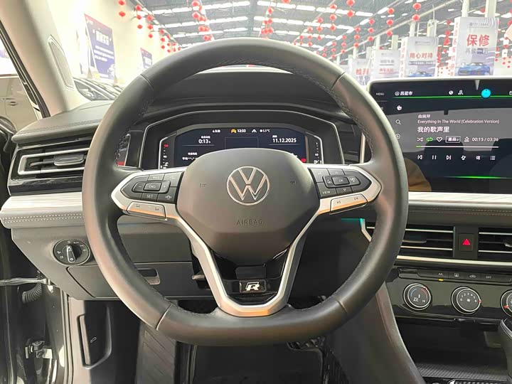 Фото 4 - Volkswagen Sagitar L