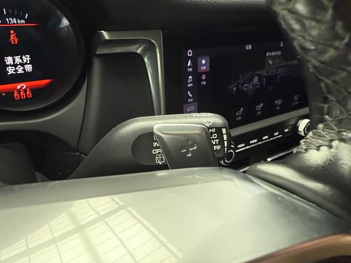 Фото 11 - Porsche Macan