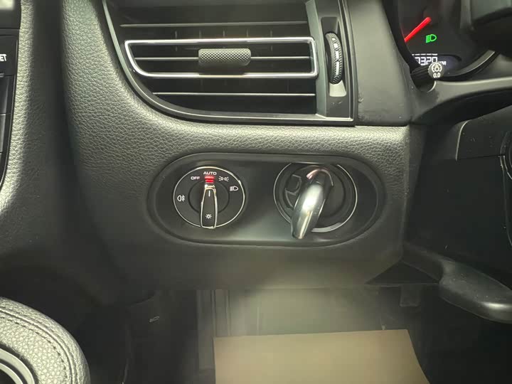 Фото 12 - Porsche Macan