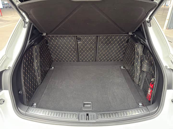 Фото 22 - Porsche Macan