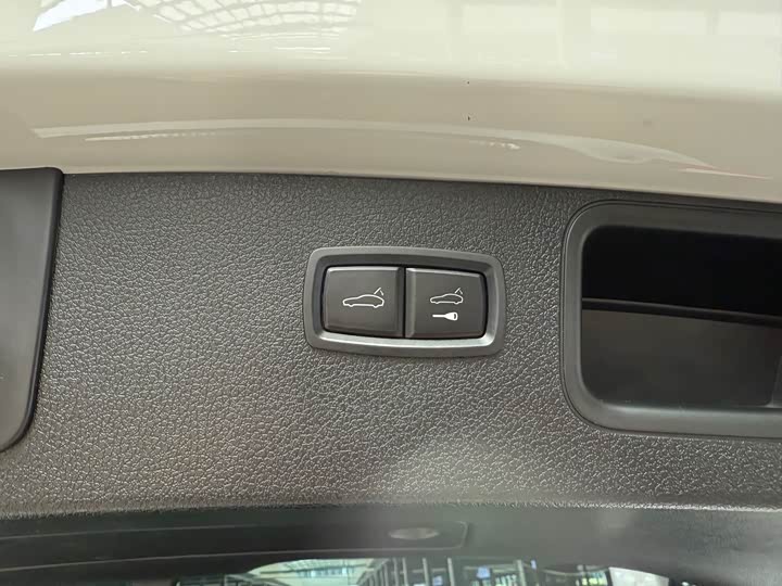 Фото 23 - Porsche Macan