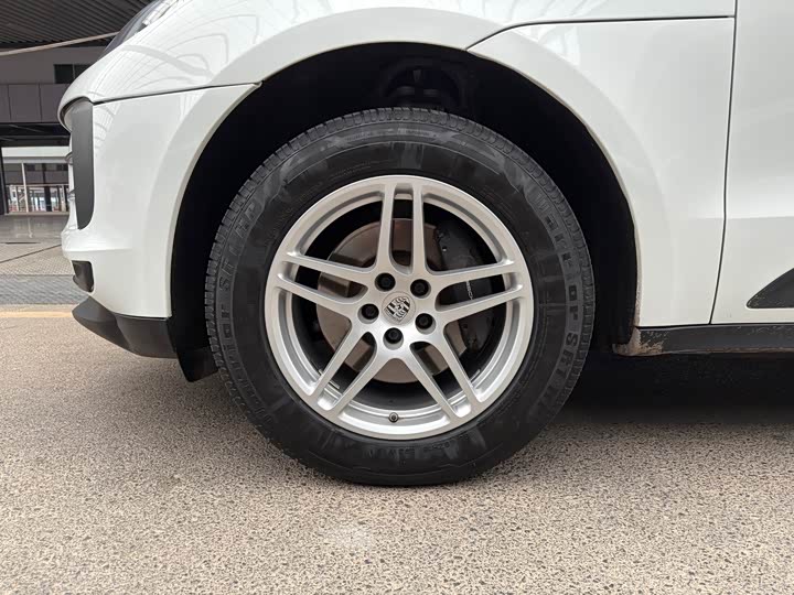 Фото 5 - Porsche Macan