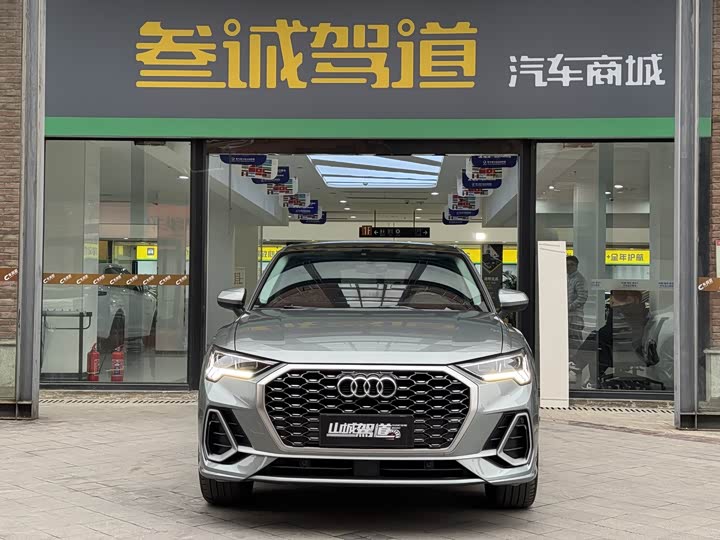 Фото 2 - Audi Q3 Sportback