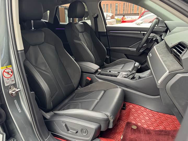 Фото 24 - Audi Q3 Sportback