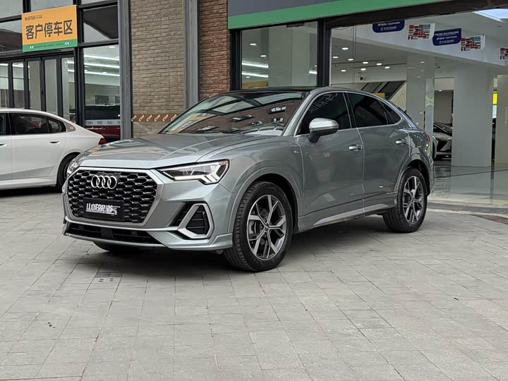 Фото 4 - Audi Q3 Sportback