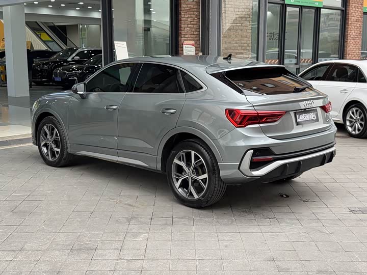 Фото 7 - Audi Q3 Sportback
