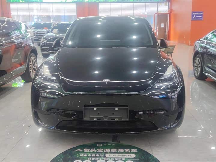 Фото 2 - Tesla Model Y
