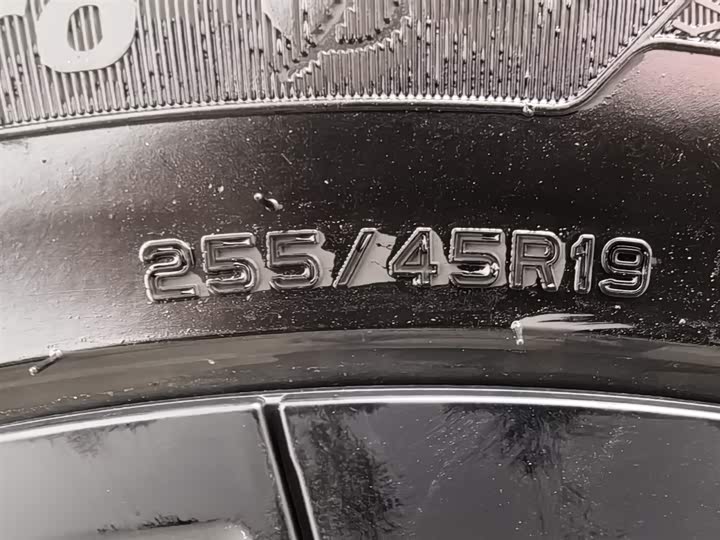 Фото 24 - Tesla Model Y