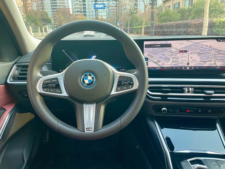 Фото 10 - BMW i3