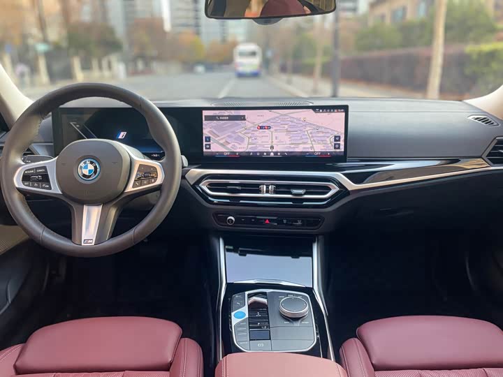 Фото 8 - BMW i3