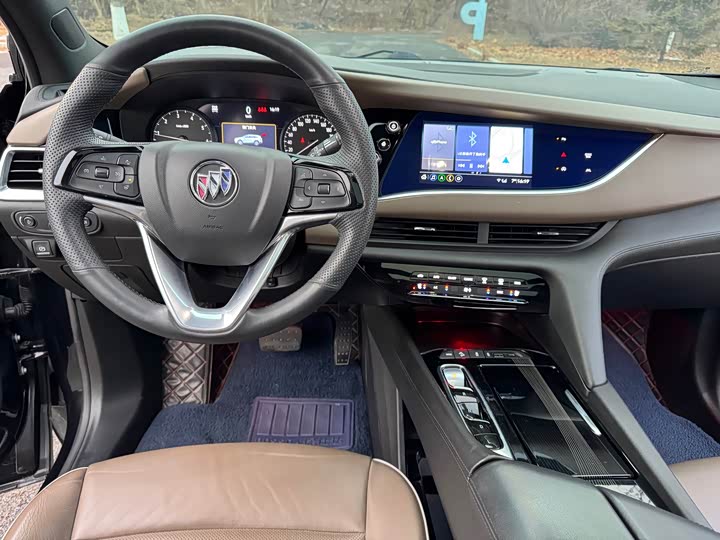 Фото 10 - Buick Enclave