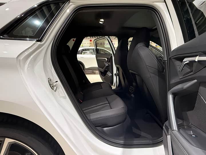 Фото 15 - Audi A3