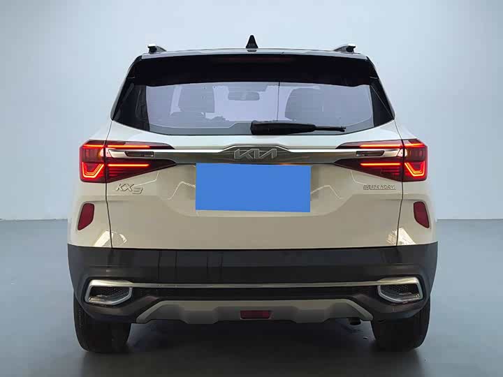 Фото 3 - Kia KX3