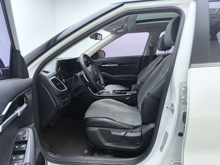 Фото 7 - Kia KX3