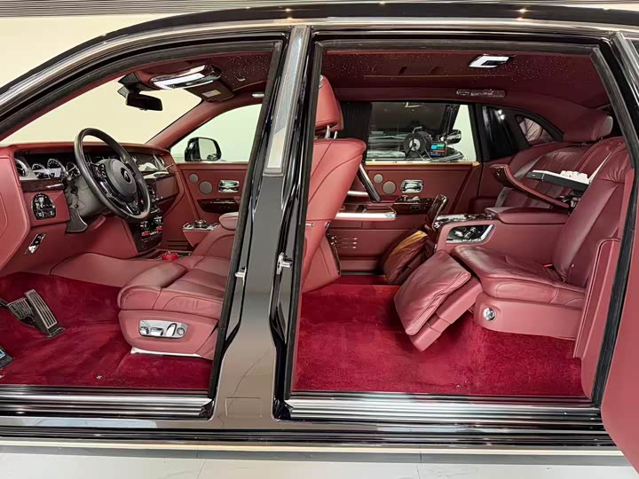 Фото 11 - Rolls-Royce Phantom