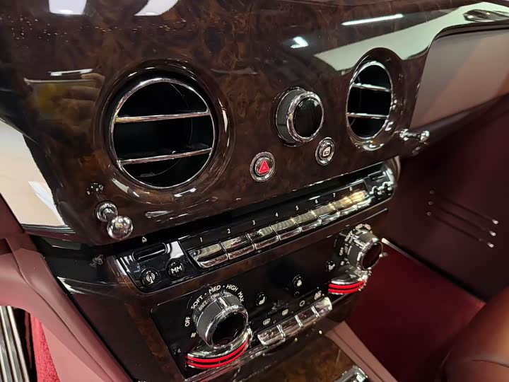 Фото 9 - Rolls-Royce Phantom