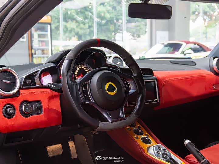 Фото 4 - Lotus Evora