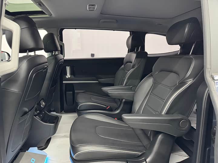 Фото 6 - Hyundai Custo