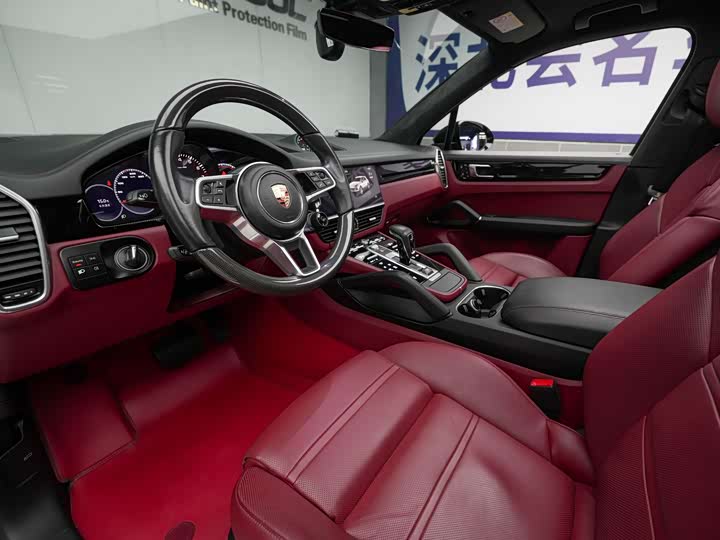 Фото 10 - Porsche Cayenne