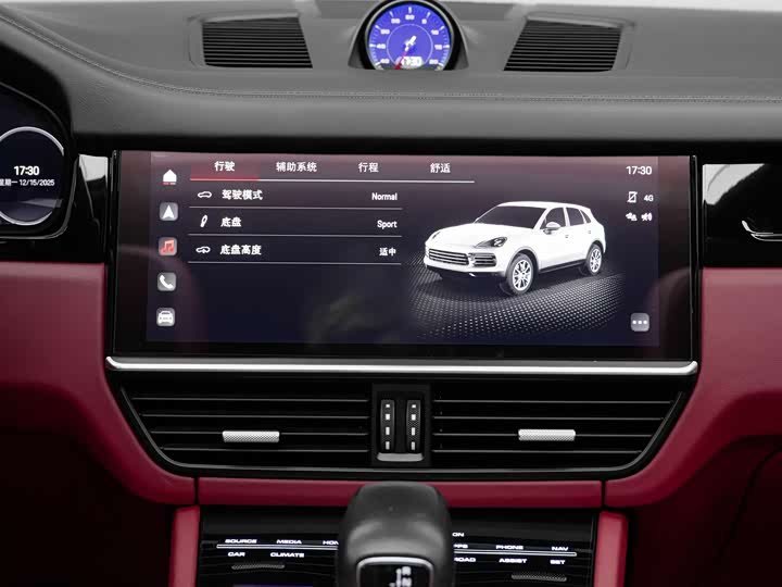 Фото 16 - Porsche Cayenne