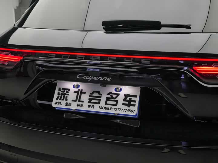 Фото 23 - Porsche Cayenne