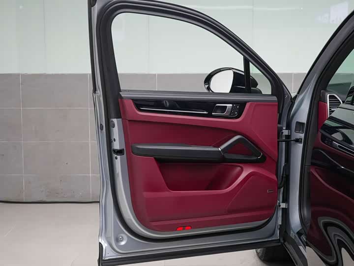 Фото 6 - Porsche Cayenne