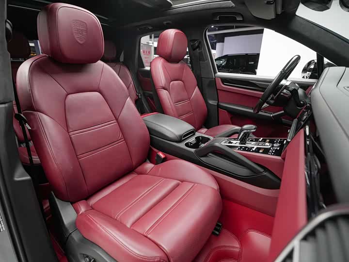 Фото 9 - Porsche Cayenne