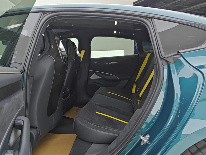 Фото 11 - Xiaomi SU7 Ultra