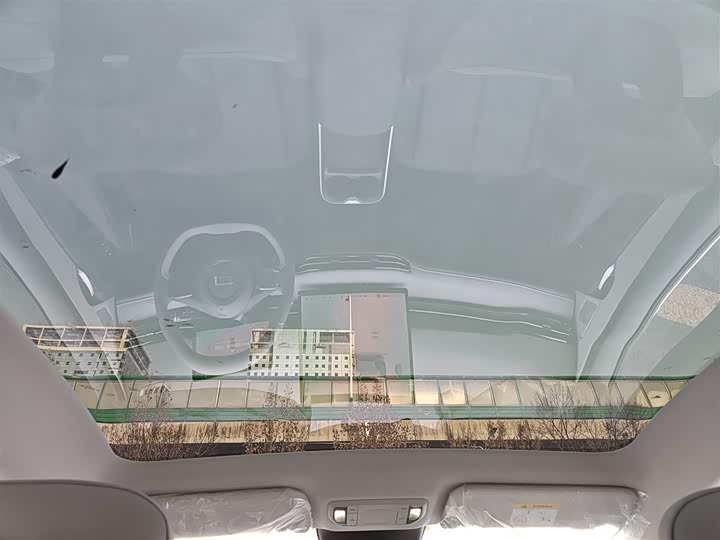 Фото 18 - Bestune 03