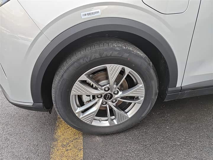 Фото 23 - Bestune 03