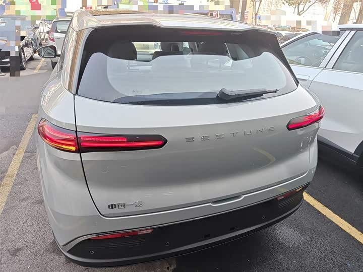 Фото 6 - Bestune 03