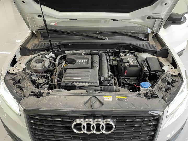 Фото 20 - Audi Q2L