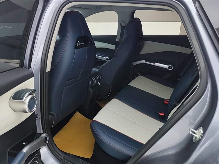 Фото 11 - BYD Yuan Plus