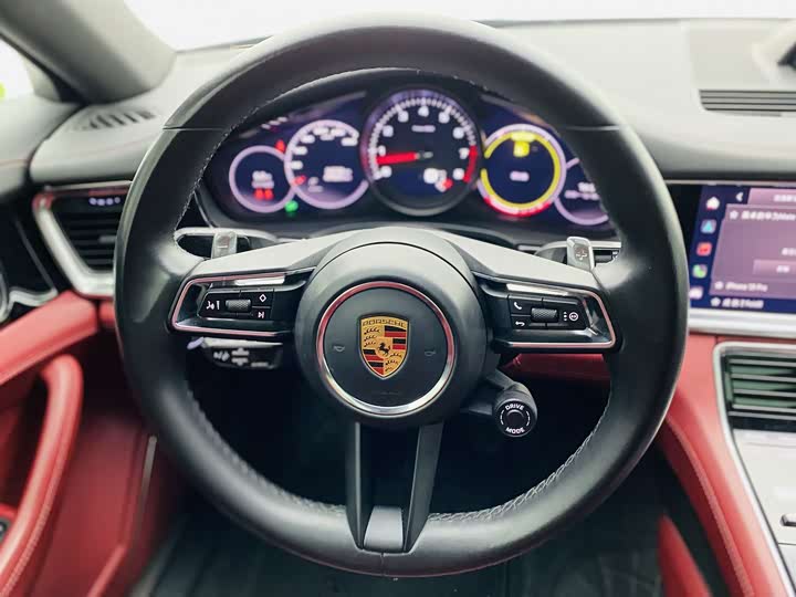 Фото 9 - Porsche Panamera