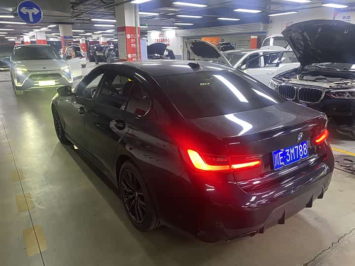 Фото 11 - BMW 3 Series