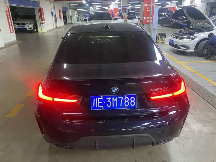 Фото 12 - BMW 3 Series