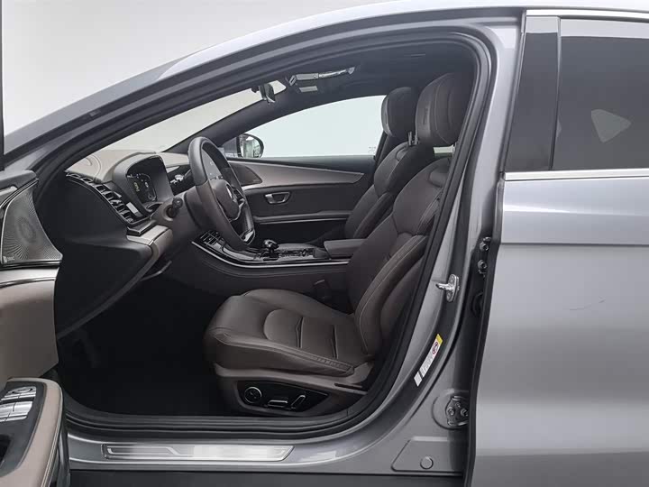 Фото 10 - BYD Han