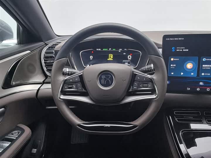 Фото 11 - BYD Han