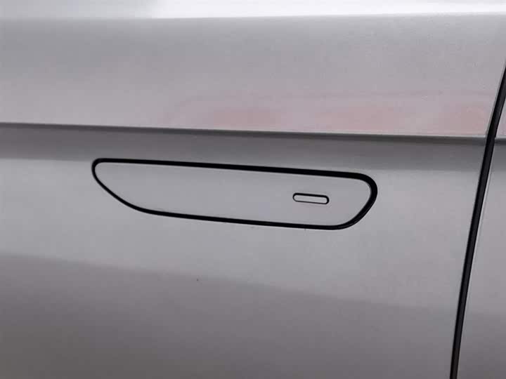 Фото 18 - BYD Han