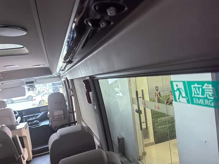 Фото 17 - Hongqi Guoyue