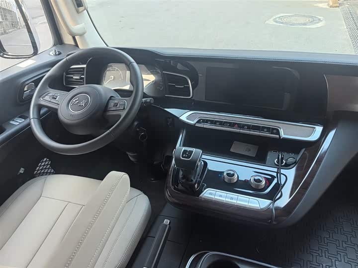 Фото 23 - Hongqi Guoyue