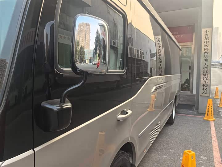 Фото 8 - Hongqi Guoyue