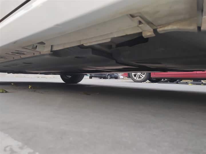 Фото 18 - Toyota Corolla