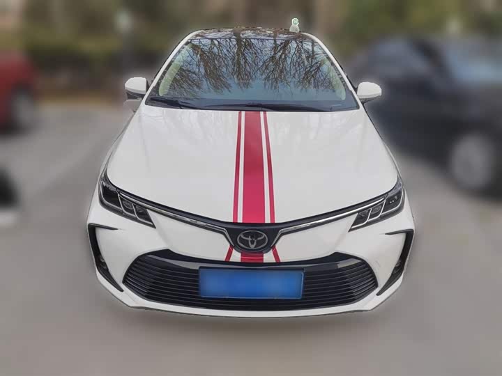 Фото 24 - Toyota Corolla