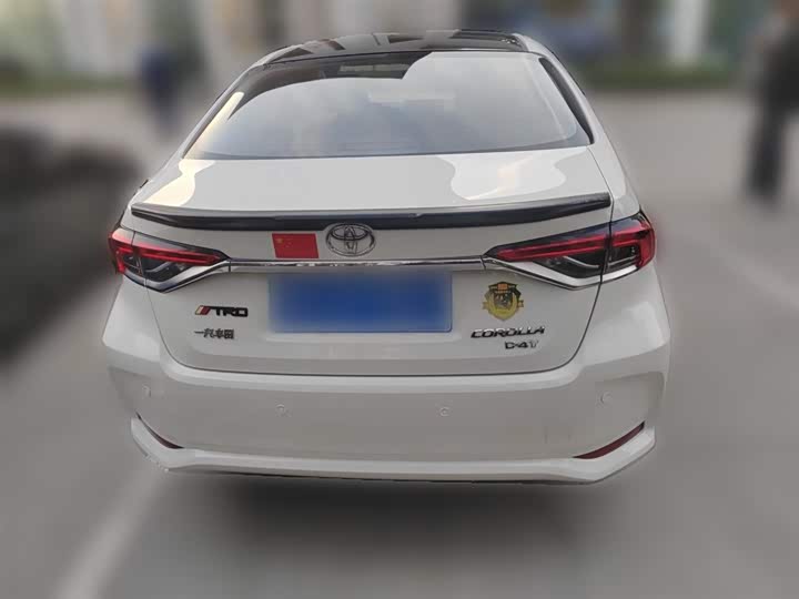 Фото 28 - Toyota Corolla