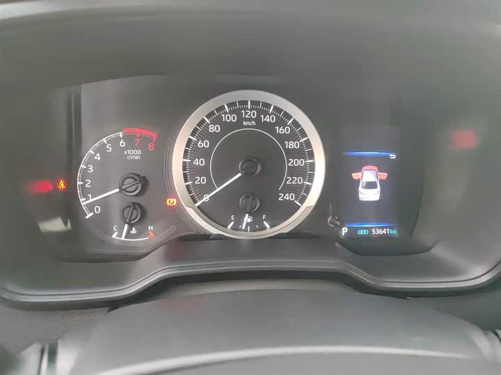 Фото 4 - Toyota Corolla